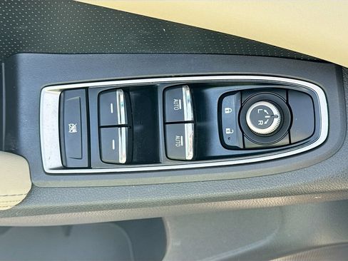 Used 2021 Subaru Ascent Limited w/ Technology Package AWD/4WD image 22