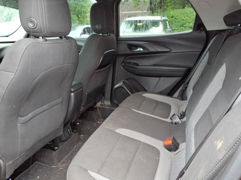 Used 2023 Chevrolet TrailBlazer LT w/ Convenience Package FWD image 26
