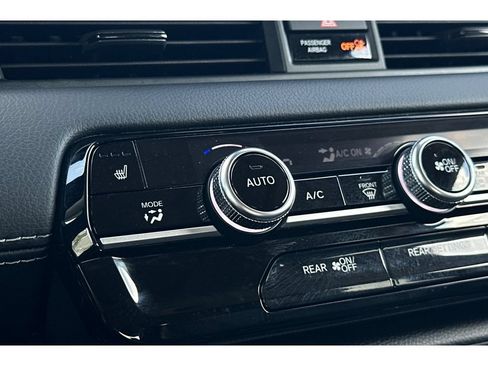 Used 2024 Honda Pilot Touring image 30