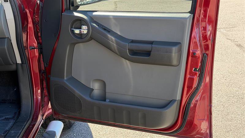 Used 2013 Nissan Xterra S w/ Value Package RWD image 31