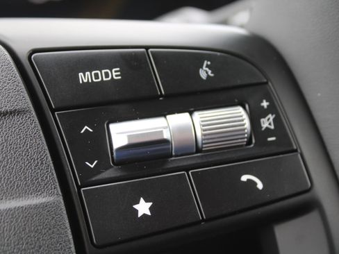 New 2026 Kia Sportage LX FWD image 29