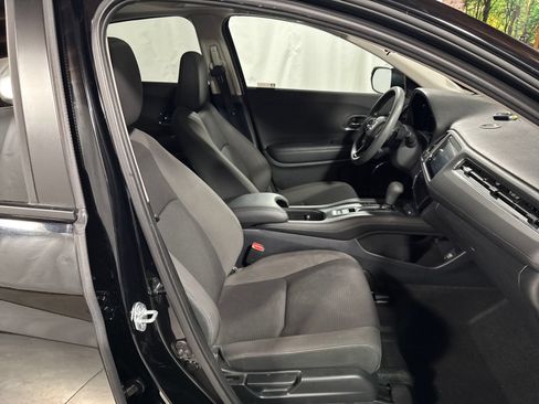Certified 2021 Honda HR-V EX image 28