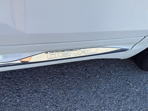 Used 2018 GMC Terrain Denali w/ Driver Alert Package II image 5