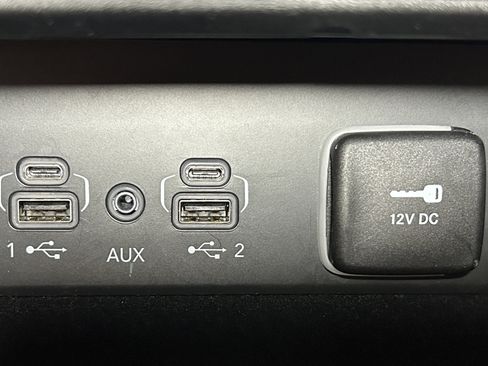 Certified 2022 Jeep Grand Cherokee L Overland w/ MOPAR Finishing Package AWD/4WD image 23