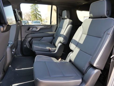 New 2026 GMC Yukon XL Elevation w/ Elevation Premium Package AWD/4WD image 36