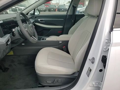 New 2026 Hyundai Sonata SEL FWD image 13