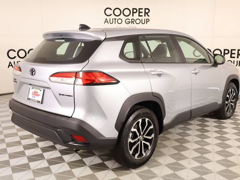 Used 2025 Toyota Corolla Cross AWD Hybrid image 19