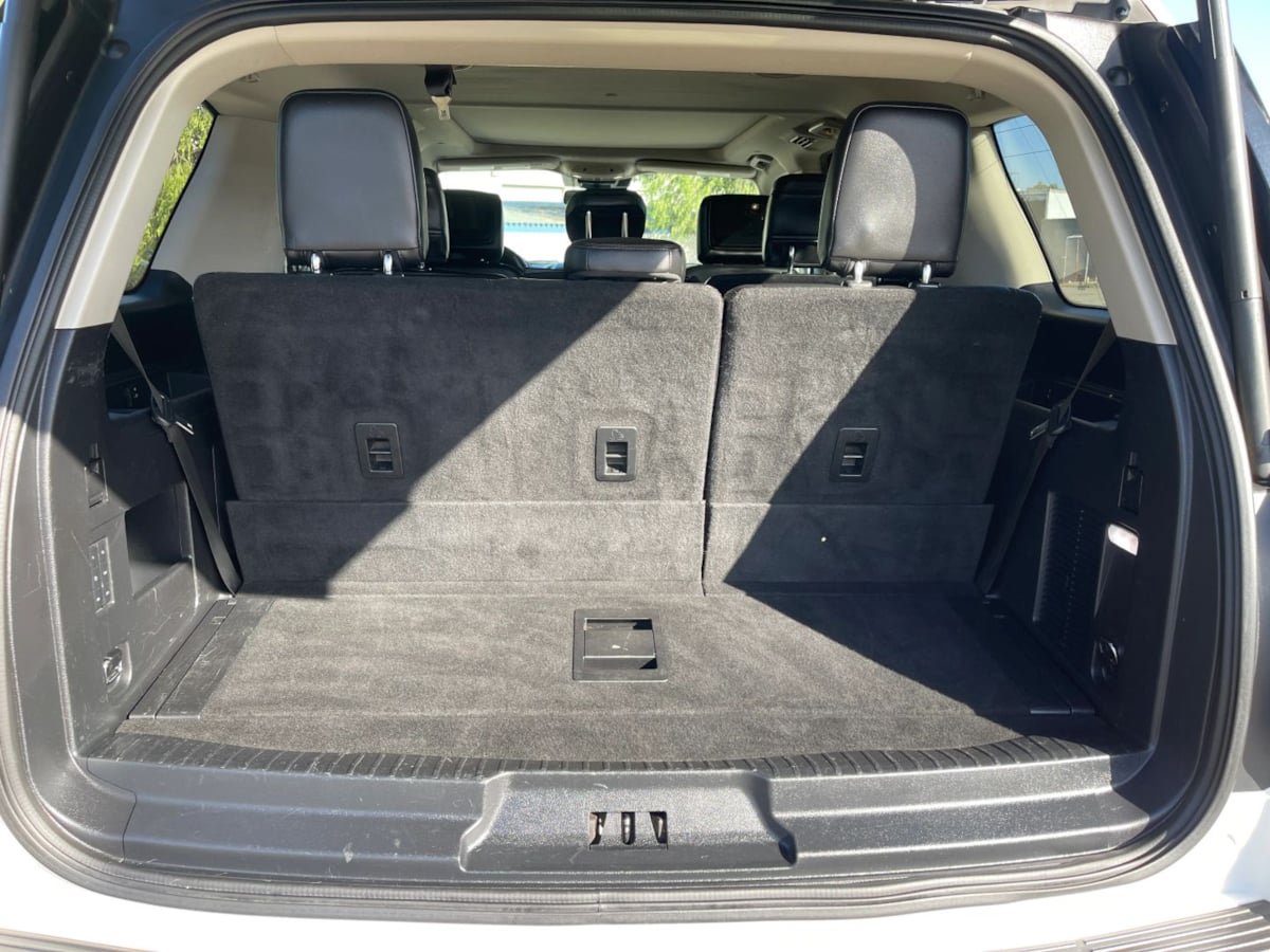 Used 2019 Ford Expedition Platinum RWD image 11