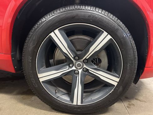 Used 2016 Volvo XC90 T6 R-Design w/ Protection Package Plus AWD/4WD image 8