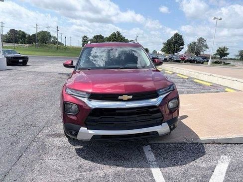 Used 2022 Chevrolet TrailBlazer LT w/ Confidence II Package FWD image 8