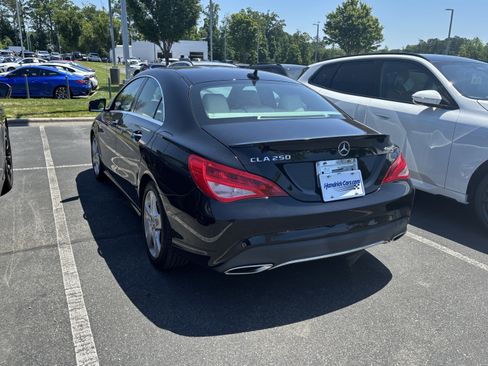 Used 2018 Mercedes-Benz CLA 250 4MATIC image 14