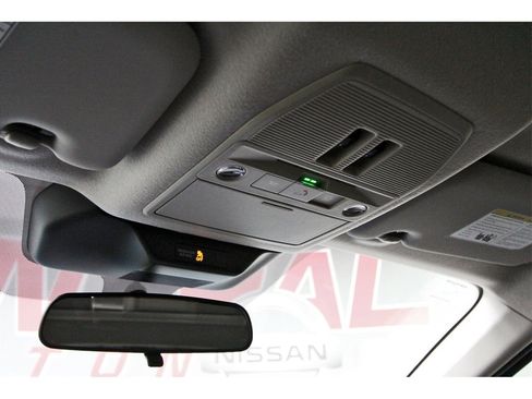 New 2026 Nissan Kicks SR image 23