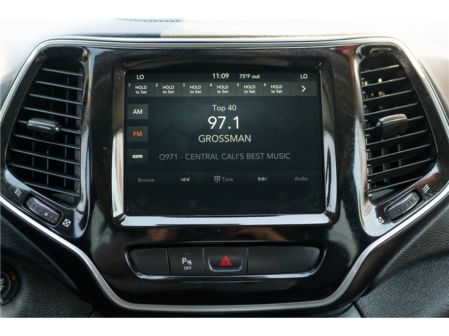 Used 2020 Jeep Cherokee Limited AWD/4WD image 8