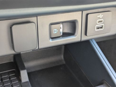 New 2025 Ford Maverick Lariat image 22