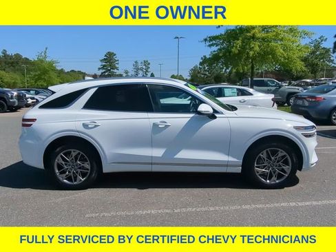 Used 2025 Genesis GV70 2.5T AWD/4WD image 4