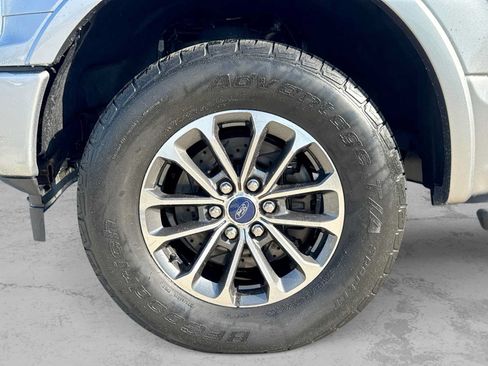 Used 2020 Ford F150 XLT w/ Equipment Group 302A Luxury AWD/4WD image 13