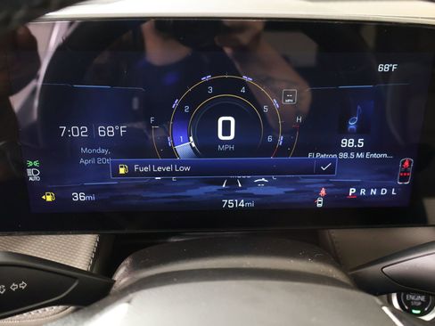 Used 2025 Chevrolet Equinox LT w/ Convenience Package II image 4