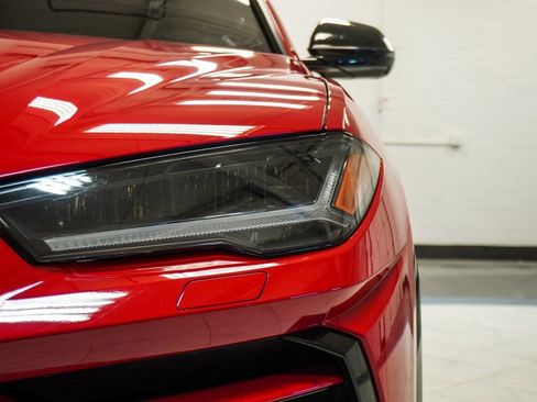 Used 2019 Lamborghini Urus image 45