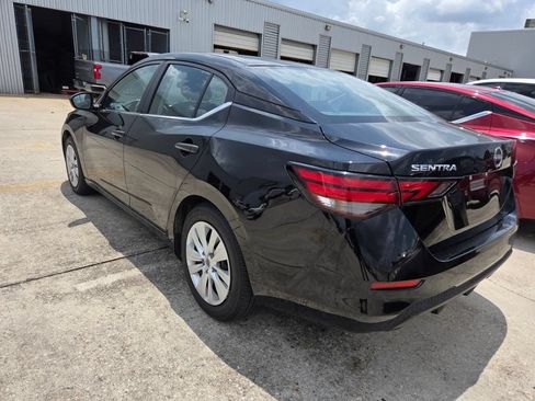 Used 2025 Nissan Sentra S FWD image 3