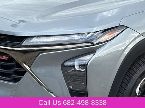 Used 2025 Chevrolet Trax RS w/ Driver Confidence Package FWD image 4