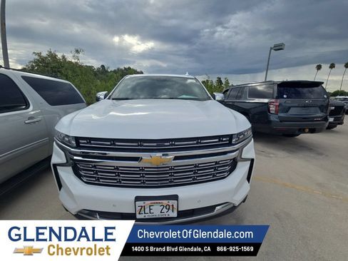 Certified 2023 Chevrolet Suburban Premier RWD image 7