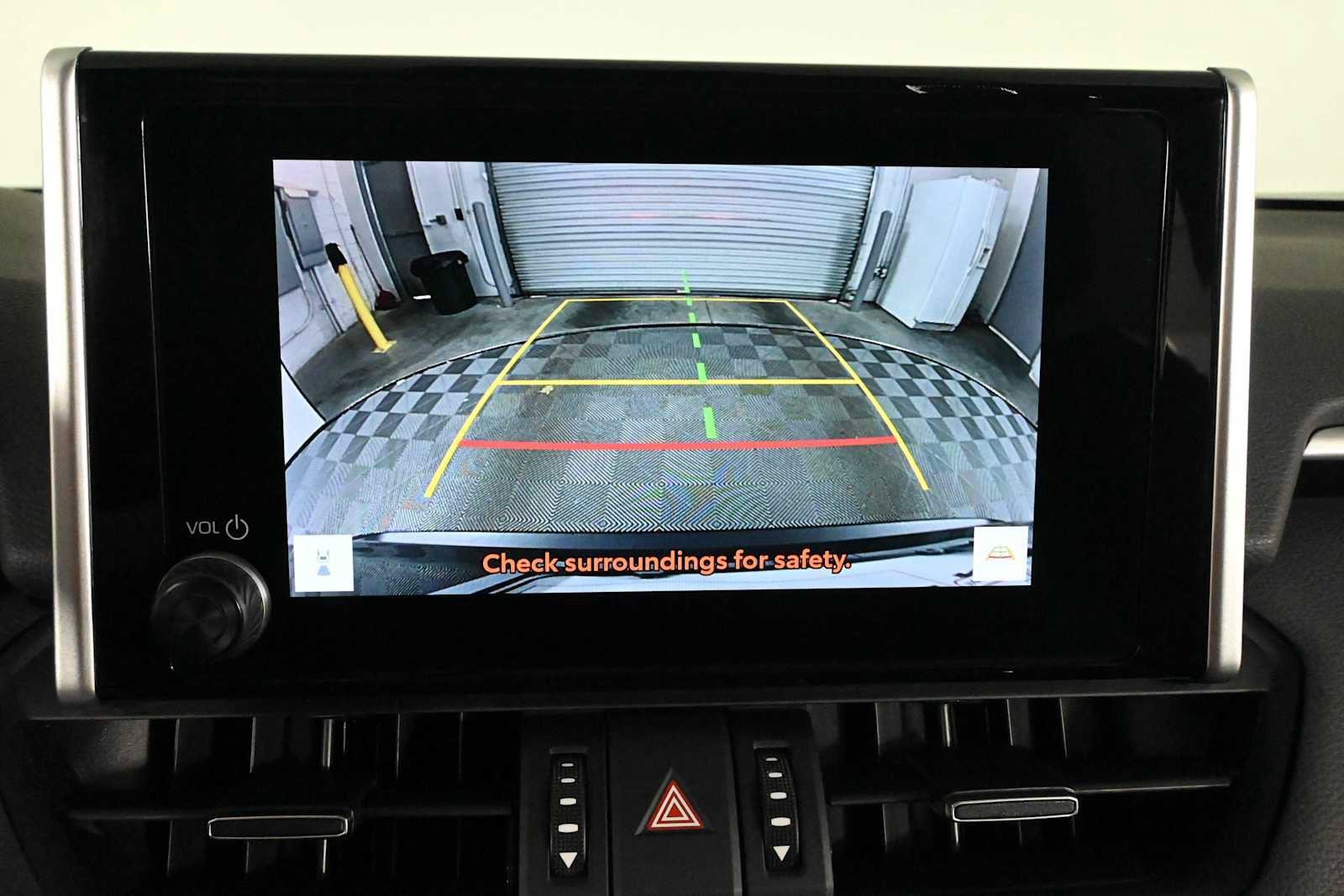 Used 2023 Toyota RAV4 XLE Premium AWD/4WD image 5