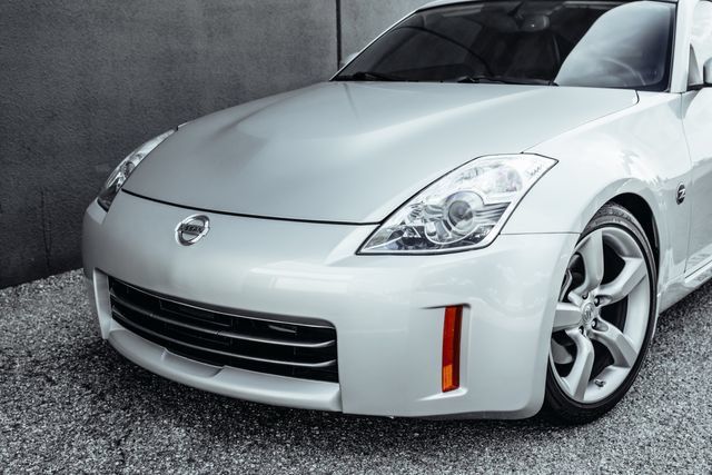 Used 2008 Nissan 350Z Touring w/ Cargo Convenience Pkg RWD image 23