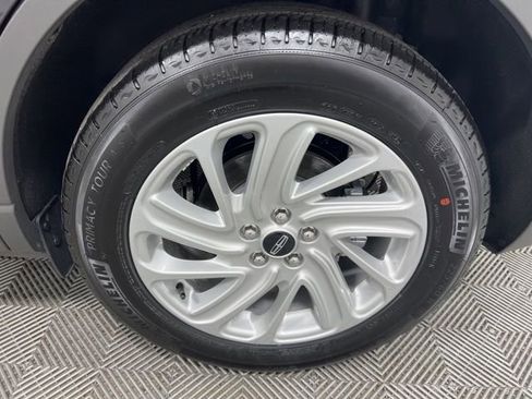 New 2026 Lincoln Corsair Premiere AWD/4WD image 10