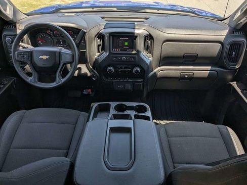 Used 2025 Chevrolet Silverado 1500 Custom w/ Turbomax Blackout Package AWD/4WD image 15