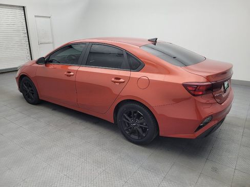 Used 2022 Kia Forte LXS FWD image 3