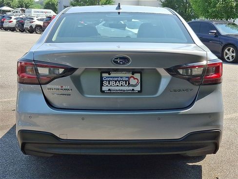 Used 2022 Subaru Legacy Limited image 5