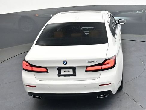 Used 2023 BMW 530i w/ Premium Package image 23