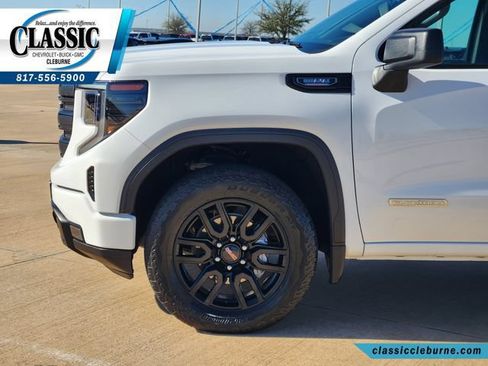 Used 2025 GMC Sierra 1500 Elevation AWD/4WD image 12