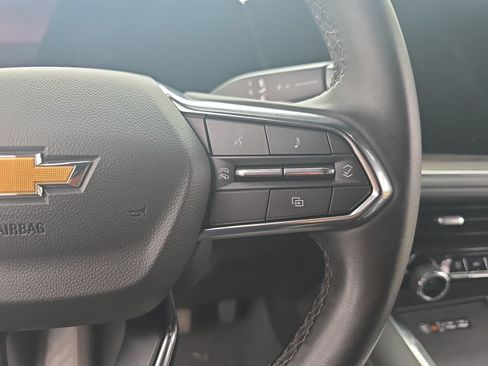Used 2025 Chevrolet Tahoe LT AWD/4WD image 17