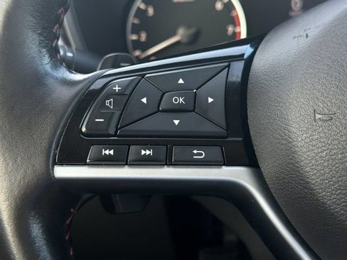 Used 2024 Nissan Altima 2.5 SR FWD image 24