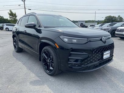 New 2026 Volkswagen Tiguan SE R-Line