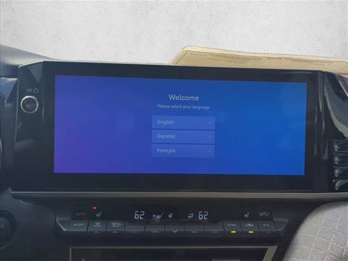Used 2026 Toyota Camry XLE FWD image 18