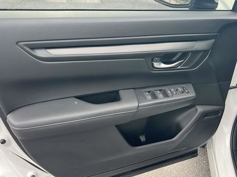 Used 2024 Honda CR-V LX image 16