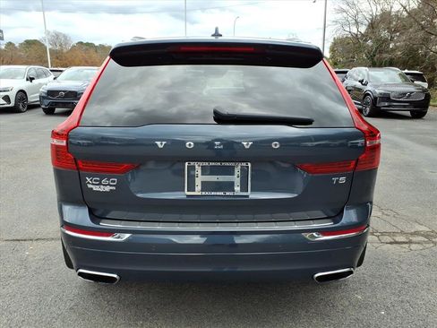 Used 2021 Volvo XC60 T5 Inscription w/ Protection Package Premier image 4