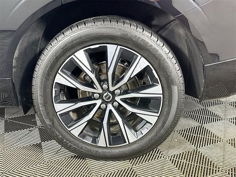 Used 2023 Volvo XC60 B5 Core w/ Climate Package image 33