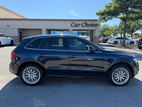 Used 2017 Audi Q5 2.0T Premium Plus w/ Technology Package AWD/4WD image 7