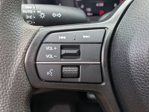 Used 2025 Honda Accord SE image 28