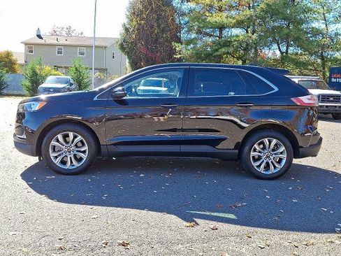Certified 2024 Ford Edge Titanium image 4