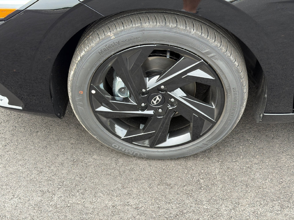 New 2026 Hyundai Elantra SEL Sport FWD image 12