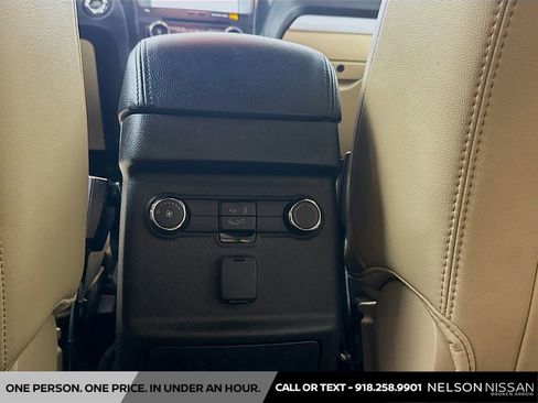 Used 2017 Ford Explorer XLT w/ Equipment Group 202A image 25