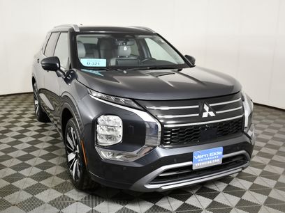Used 2025 Mitsubishi Outlander SEL