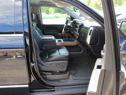 Used 2014 GMC Sierra 1500 SLT w/ Suspension Package, Off-Road AWD/4WD image 34