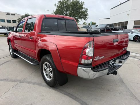 Used 2010 Toyota Tacoma PreRunner w/ SR5 Pkg #2 RWD image 2