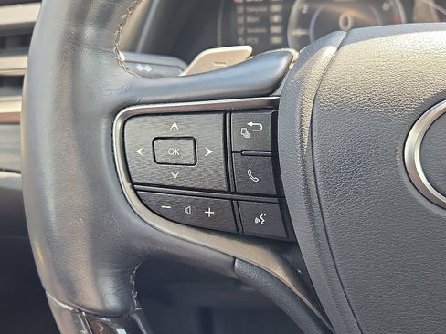 Used 2019 Lexus ES 350 w/ Premium Package FWD image 21