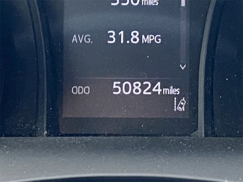 Certified 2022 Toyota Camry SE image 12